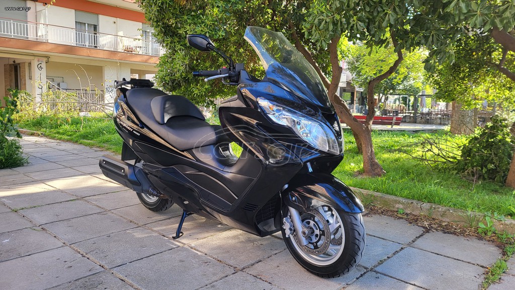 Suzuki Burgman 400 2012