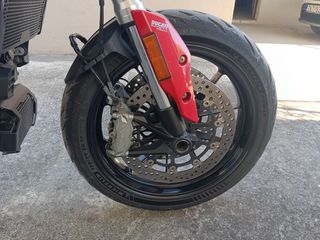 Ducati Hypermotard 939 2018-thumb-7