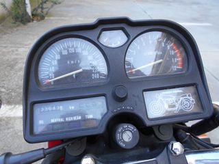 Suzuki GSX 1100 1980-thumb-5