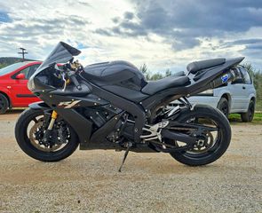 Yamaha YZF-R1 2004-thumb-7