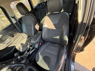 Ford Kuga 2014 TITANIUM-thumb-5