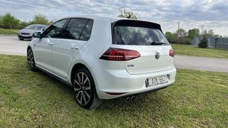 Volkswagen Golf 2016 GTE EURO 6 204PS-thumb-3