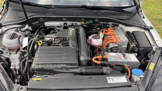 Volkswagen Golf 2016 GTE EURO 6 204PS-thumb-44