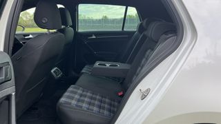 Volkswagen Golf 2016 GTE EURO 6 204PS-thumb-10