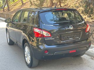 Nissan Qashqai 2011-thumb-6
