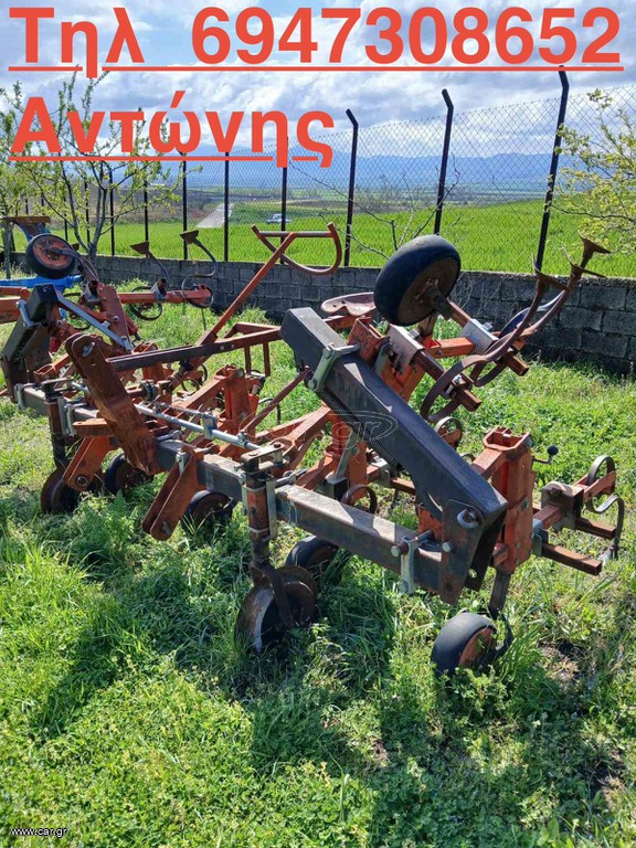 Σκαλιστήρια 2001