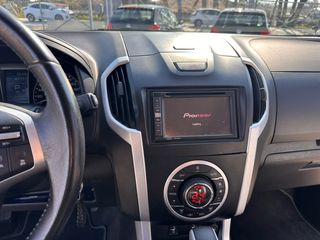 Isuzu D-Max 2017 D-MAX LS TURBO DIESEL 2,5-thumb-9