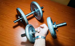 Σετ Αλτήρες Φ28mmx35cm Optimum με δίσκους 15kg
