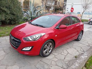 Hyundai i 30 2015 1.4 EDITION GO!! BOOK SERVICE!!-thumb-2