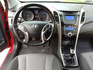Hyundai i 30 2015 1.4 EDITION GO!! BOOK SERVICE!!-thumb-48
