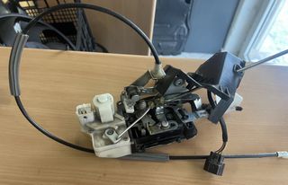 VW Fox ‘04-11 Κλειδαριά αριστερή 4PIN (Με REMOTE CONTROL) 5Z1837015F / 5Z1837015R / 5Z0959781B