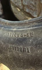 Πωλούνται Δύο Ελαστικά Τρακτέρ 370/20-thumb-4