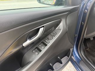 Hyundai i 30 2017 1.4cc 140HP NAVI KAMERA LED-thumb-14