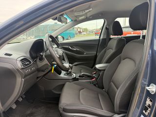 Hyundai i 30 2017 1.4cc 140HP NAVI KAMERA LED-thumb-16