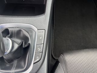 Hyundai i 30 2017 1.4cc 140HP NAVI KAMERA LED-thumb-34