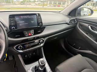 Hyundai i 30 2017 1.4cc 140HP NAVI KAMERA LED-thumb-35