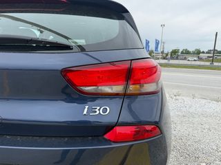 Hyundai i 30 2017 1.4cc 140HP NAVI KAMERA LED-thumb-7