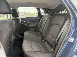 Hyundai i 30 2017 1.4cc 140HP NAVI KAMERA LED-thumb-39