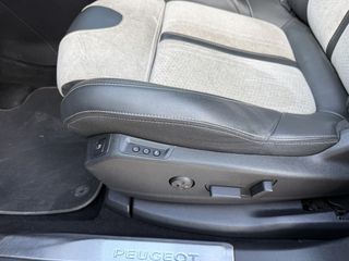 Peugeot 3008 2020 GT-thumb-13