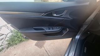 Honda Civic 2018 1.6 I-DTEC EXECUTIVE-thumb-18