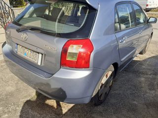 Toyota Corolla 2004 VVTI 16V 1400CC-thumb-3