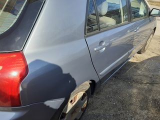 Toyota Corolla 2004 VVTI 16V 1400CC-thumb-4