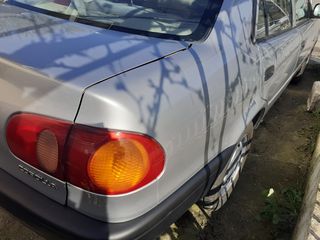 Toyota Corolla 2001 VVTI 16V 1400CC-thumb-3