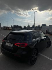 Mercedes-Benz A 200 2018-thumb-6