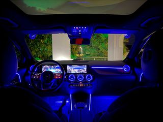 Mercedes-Benz GLA 250 2022 PANORAMA/LED LIGHTS/AMBIENT/CAMERA-thumb-32