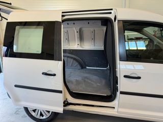 Volkswagen Caddy 2018-thumb-8