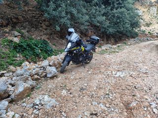 Suzuki V-Strom 650 2019 DL 650 V-STROM ABS-thumb-1