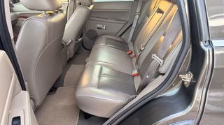 Jeep Grand Cherokee 2006-thumb-13