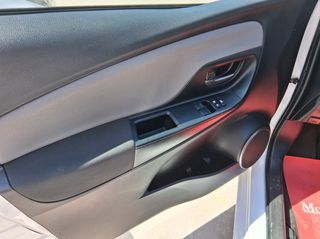 Toyota Yaris 2017 1.0 VVT-i FRANCE EDITION Euro6!!-thumb-13