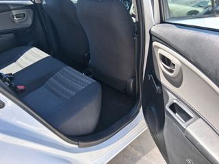 Toyota Yaris 2017 1.0 VVT-i FRANCE EDITION Euro6!!-thumb-24