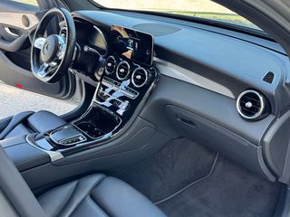 Mercedes-Benz GLC 300 2020 4MATIC AMG Line Plug In Hybrid-thumb-19