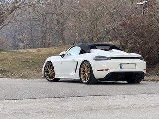 Porsche Boxster 2022 718 Spyder