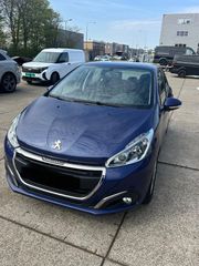 Peugeot 208 2018 1.2 PURETECH 82