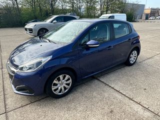 Peugeot 208 2018 1.2 PURETECH 82-thumb-1