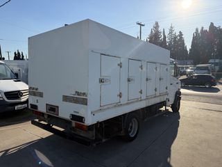 Ψυγείο Mercedes-Benz 2003 609D-thumb-2