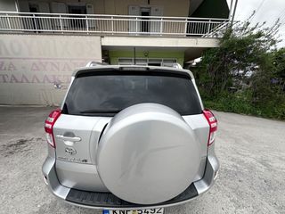 Toyota RAV 4 2009 2.0 VVT-i 158hp 4x2-thumb-3