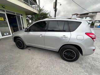 Toyota RAV 4 2009 2.0 VVT-i 158hp 4x2-thumb-8