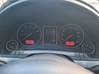 Audi A4 2007 S-line b7-thumb-47