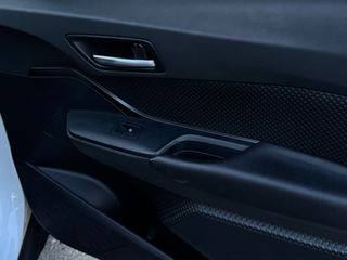 Toyota C-HR 2019-thumb-42