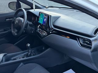 Toyota C-HR 2019-thumb-24