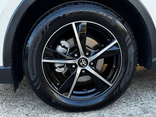 Toyota C-HR 2019-thumb-10