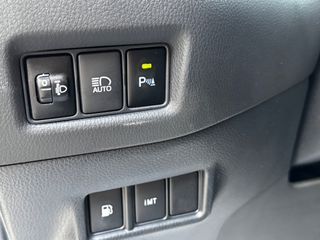 Toyota C-HR 2019-thumb-23