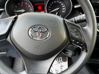 Toyota C-HR 2019-thumb-26