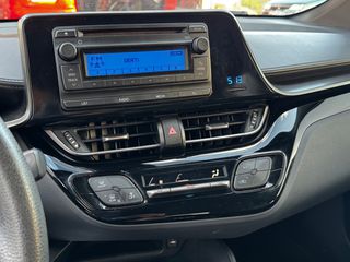Toyota C-HR 2019-thumb-29