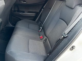 Toyota C-HR 2019-thumb-32