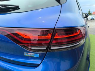 Renault Megane E-TECH 2021 1.6 Plug-in Hybrid E-Tech R.S. LINE-thumb-16